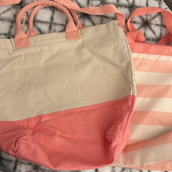 NEW Victoria’s Secret 2 in 1 Tote Bag set - canvas bag and cooler bag! - Picture 7 of 8